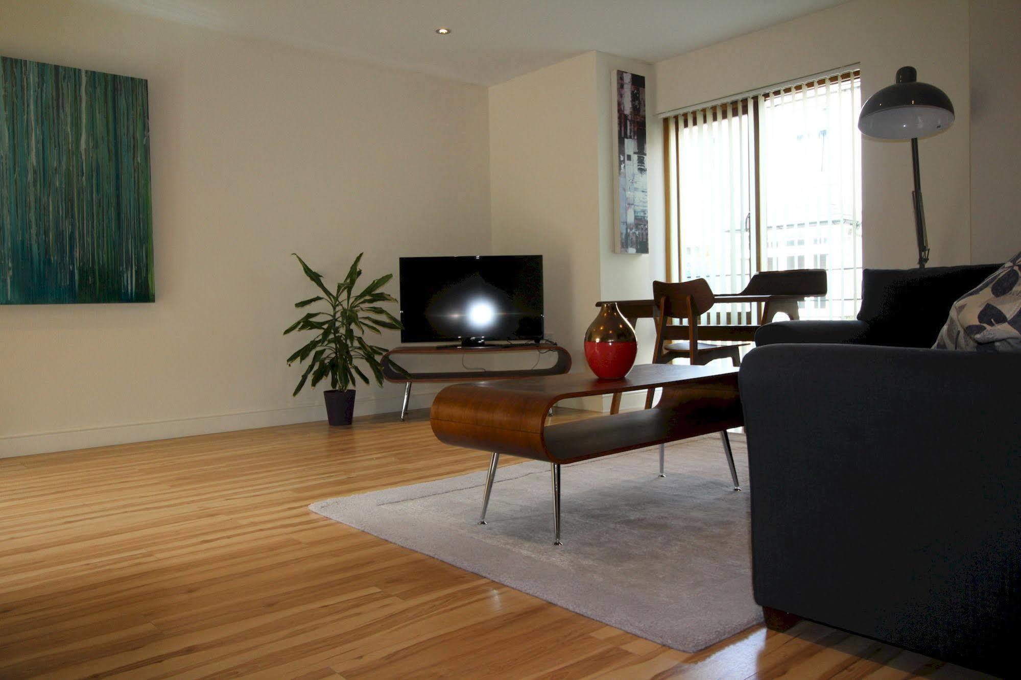 Lux Living Apartments - Alpha Apartments CBG エクステリア 写真