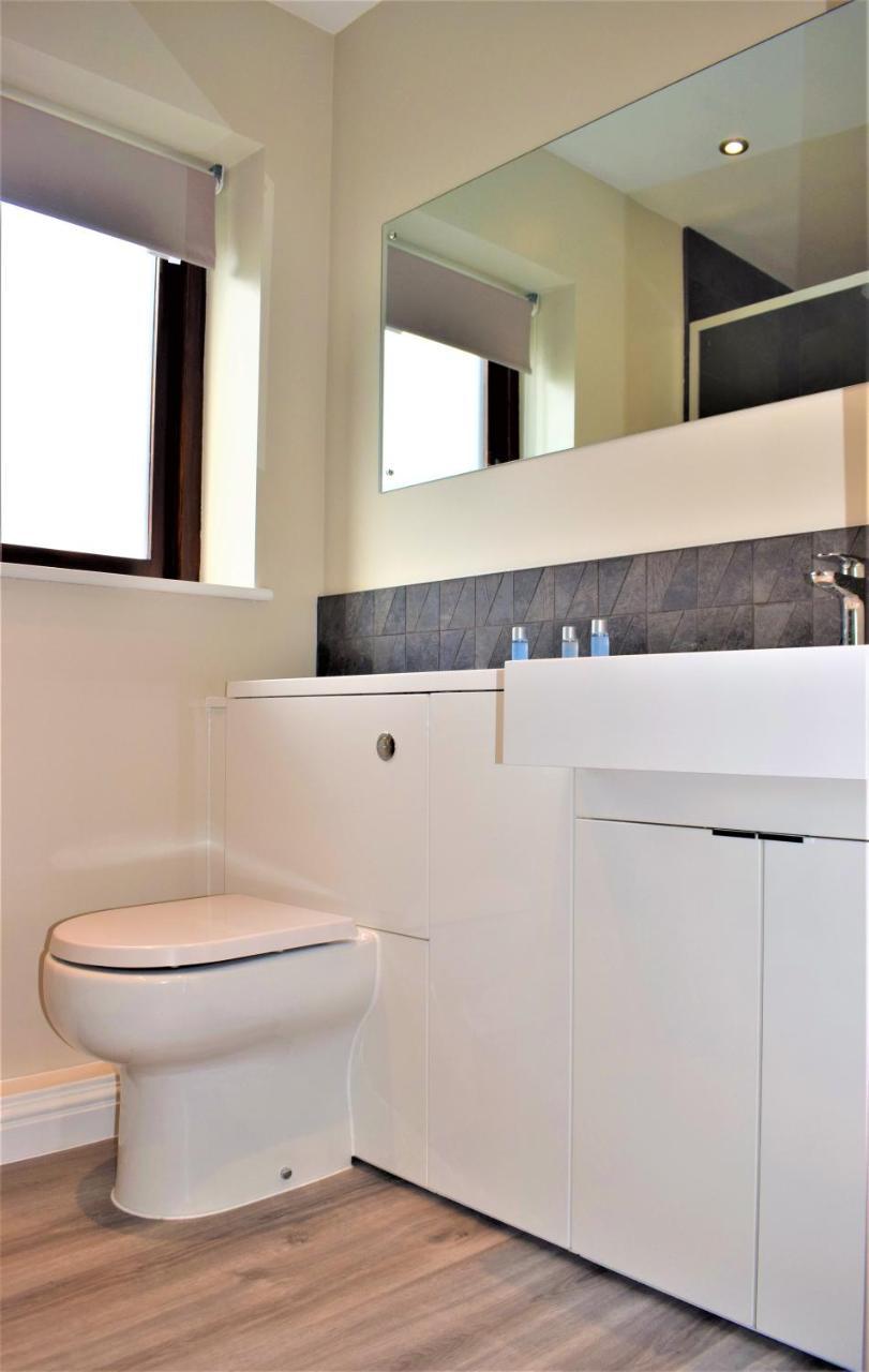 Lux Living Apartments - Alpha Apartments CBG エクステリア 写真