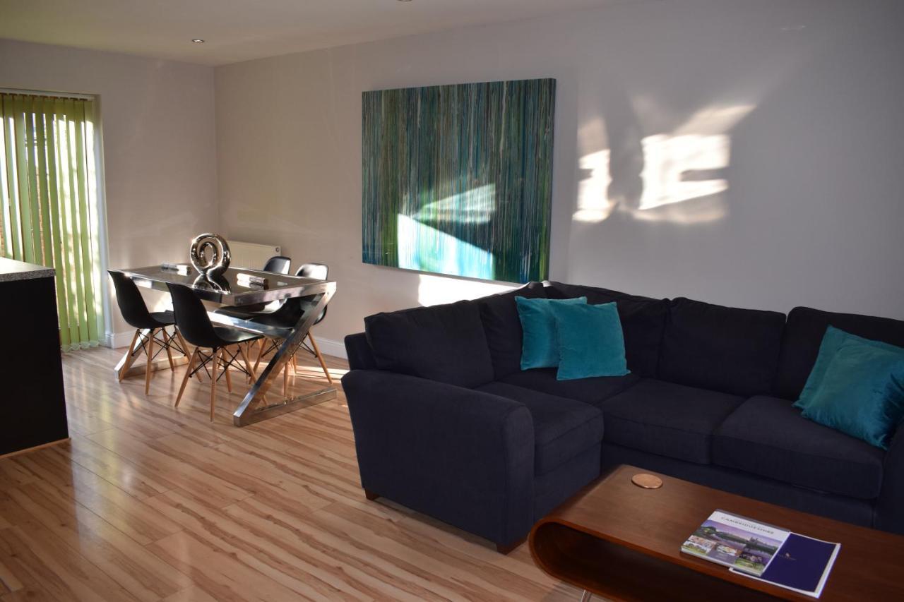 Lux Living Apartments - Alpha Apartments CBG エクステリア 写真